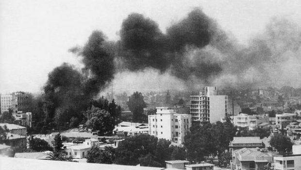 Κύπρος:Ήχησαν οι σειρήνες,49 χρόνια από το πραξικόπημα