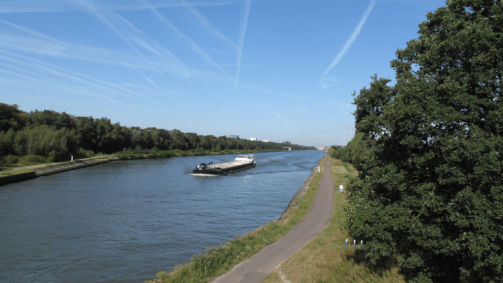 Βέλγιο:Εντοπίστηκαν ανθρώπινα μέλη μέσα σε πλωτό ψυγείο