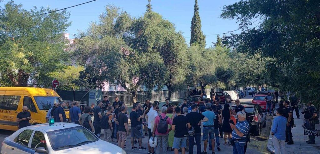 Έξωση οικογένειας στα Άνω Πατήσια για οφειλή… κοινοχρήστων 881,42 ευρώ