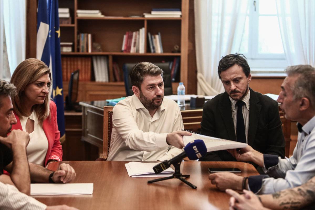 Ν.Ανδρουλάκης:«Έχουμε χρέος να μην ξεχάσουμε την τραγωδία στα Τέμπη και να πληρώσουν οι υπεύθυνοι»