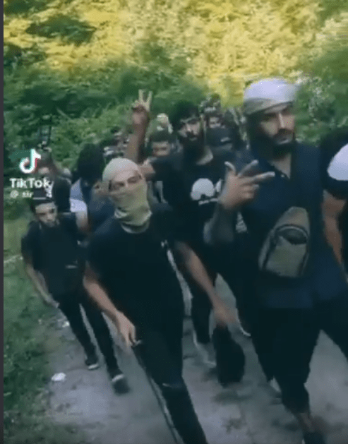 Παράνομοι μετανάστες περνούν με χαρακτηριστική ευκολία από τον Έβρο και ανεβάζουν βίντεο στο ΤikΤok