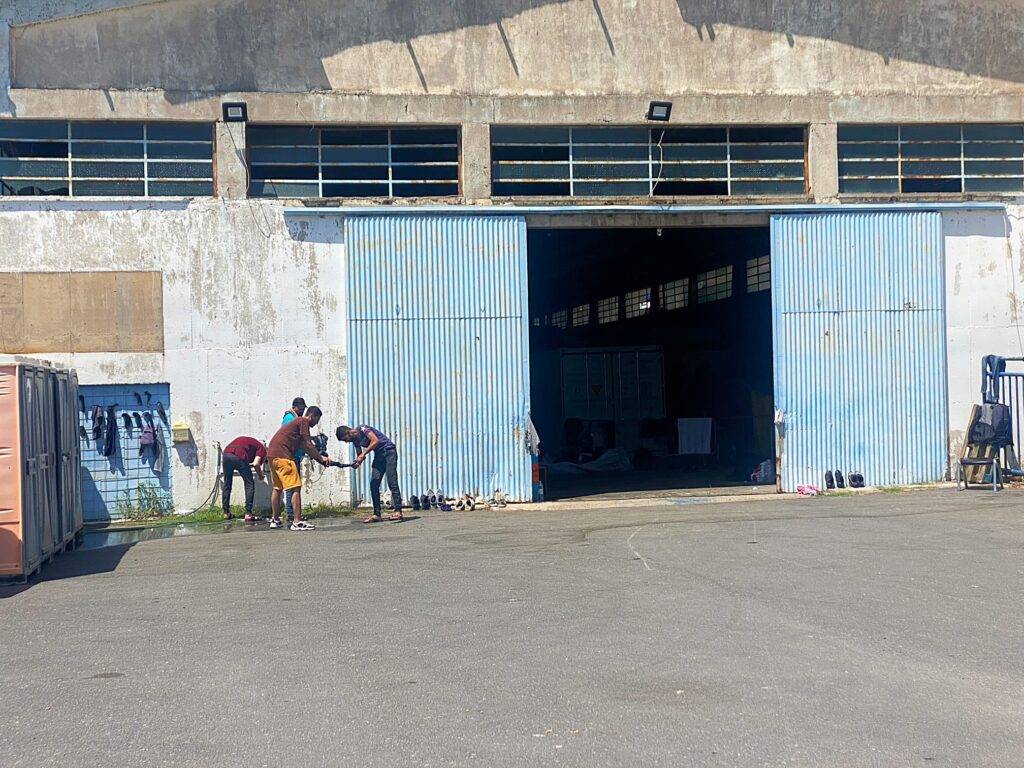 Καλαμάτα:Συνελήφθησαν 3 Αιγύπτιοι για την παράνομη διακίνηση των αλλοδαπών που διασώθηκαν Ν/Δ της Πύλου