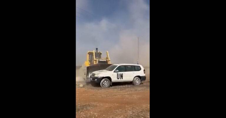 Νεκρή Ζώνη: Διεθνής καταδίκη των Τουρκοκυπρίων για έγκλημα διεθνούς δικαίου – Αθήνα και Λευκωσία σε συντονισμό, βίντεο με το επεισόδιο