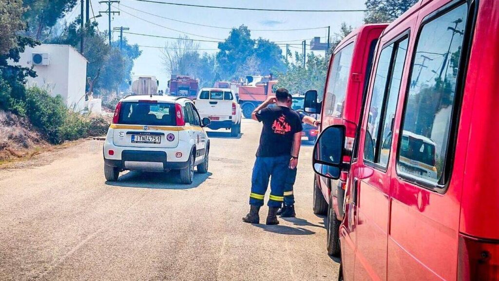 Συνελήφθη επ’ αυτοφώρω άνδρας που επιχείρησε να βάλει φωτιά μέσα στη Λάρισα