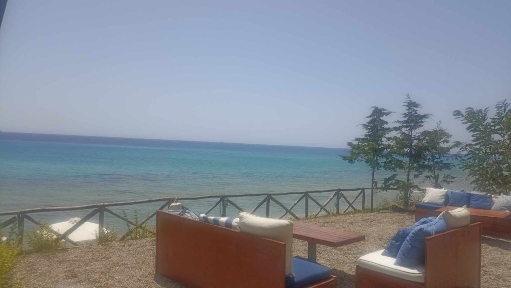 Καιρός: Ζέστη και σήμερα, αλλάζει το σκηνικό από το Σάββατο – Έρχονται βροχές και πτώση θερμοκρασίας