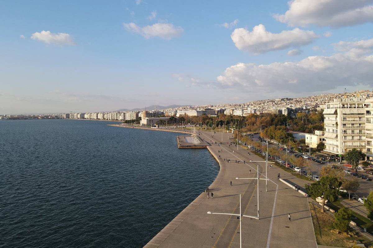 Ο καιρός σήμερα: Aίθριος καιρός με παροδικές νεφώσεις