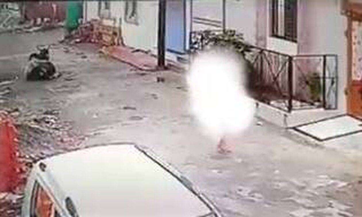 Ινδία: 12χρονο κορίτσι θύμα βιασμού, περπατούσε αιμόφυρτο και ημίγυμνο στους δρόμους ζητώντας βοήθεια