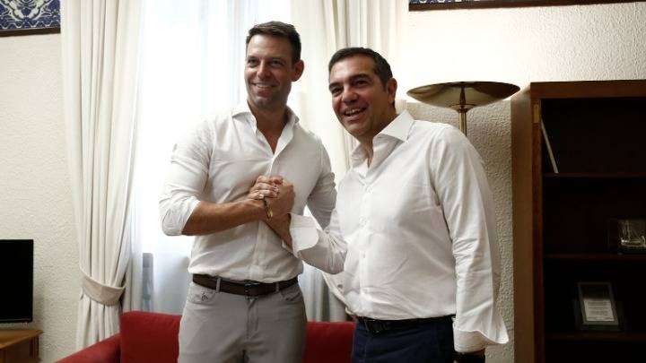 Αλ. Τσίπρας: "Πρέπει να δώσουμε ελπίδα και προοπτική"