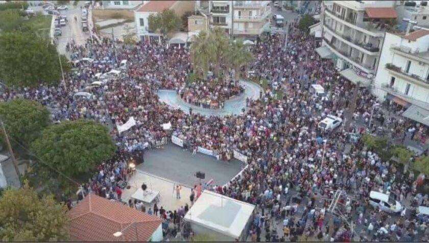 Υπό διάλυση το νοσοκομείο της Σητείας: Μεγάλη διαμαρτυρία – Κατέκλυσαν τους δρόμους οι κάτοικοι της Σητείας