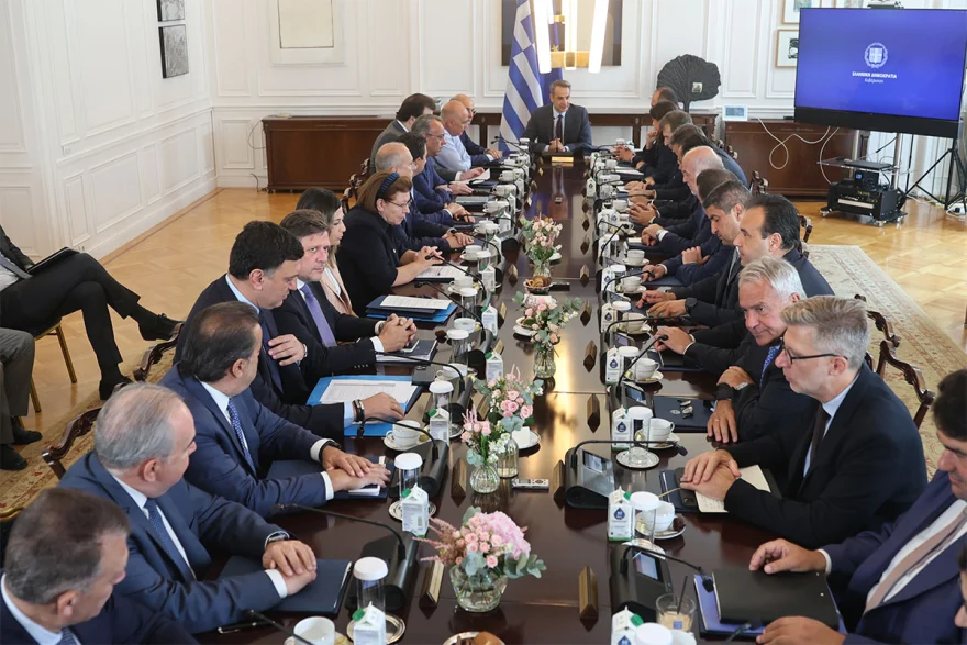 K.Mητσοτάκης: «Οι νέες ταυτότητες δεν θα έχουν τσιπάκια»