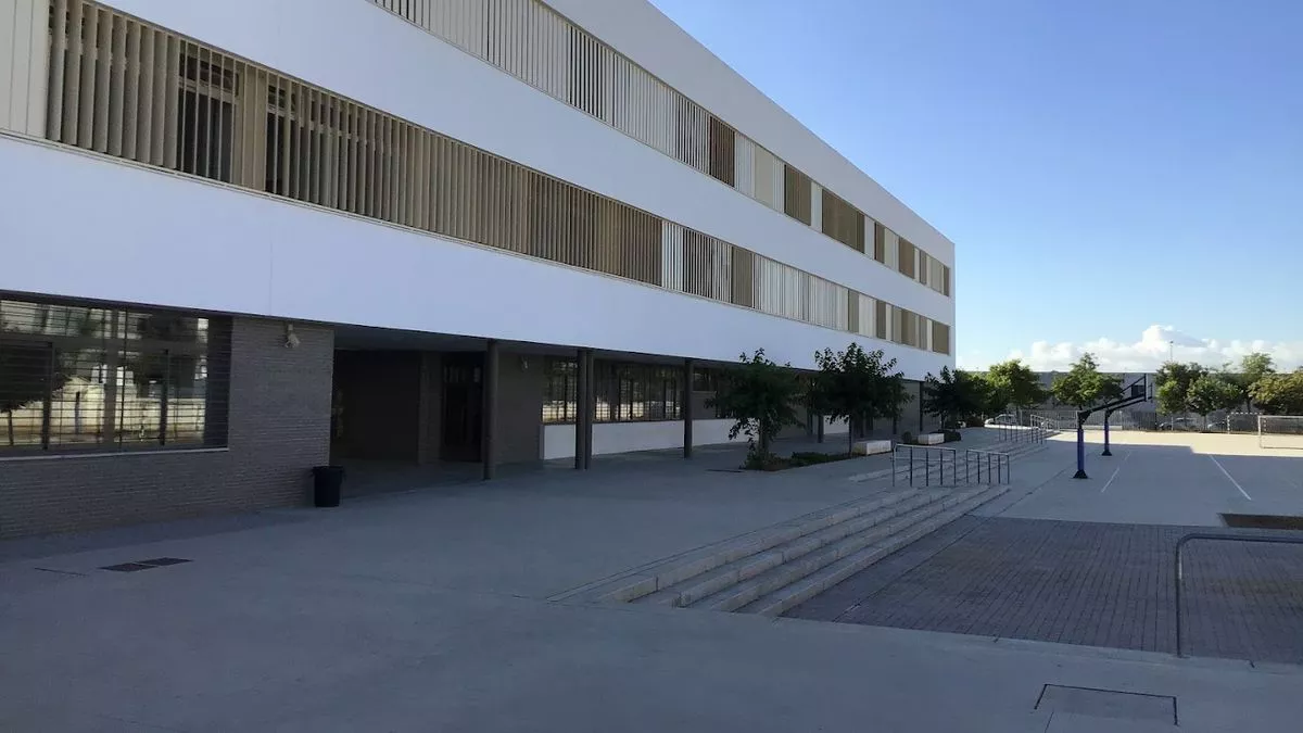 14χρονος μαχαίρωσε τρεις καθηγητές και δύο μαθητές σε σχολείο της Ισπανίας