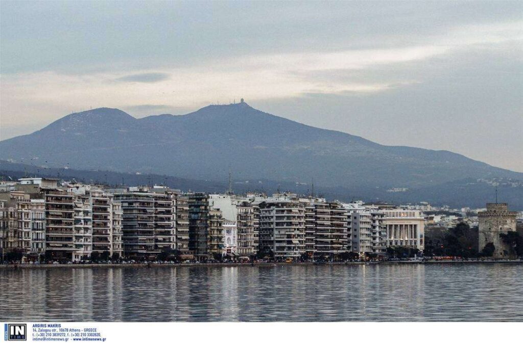 O καιρός σήμερα: Άνοδος θερμοκρασίας και νεφώσεις