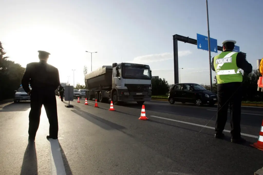 Επί ποδός η Τροχαία για τις μετακινήσεις των ψηφοφόρων