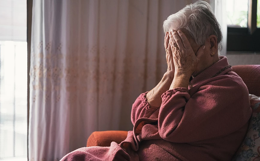 Γαλλία: 44χρόνος βίασε 93χρονη και 95χρονη σε νοσοκομείο – Η μία ηλικιωμένη πέθανε