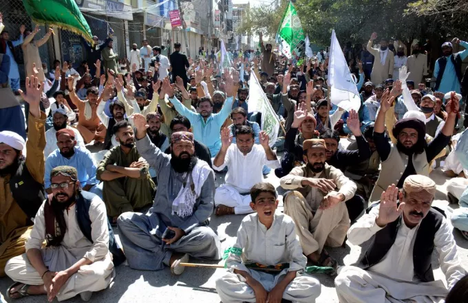 Πακιστάν: Διώχνει ως το τέλος του μήνα όλους τους παράνομους μετανάστες