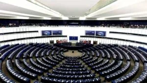 Άρση ασυλίας της Αφροδίτης Λατινοπούλου αποφάσισε το Ευρωκοινοβούλιο