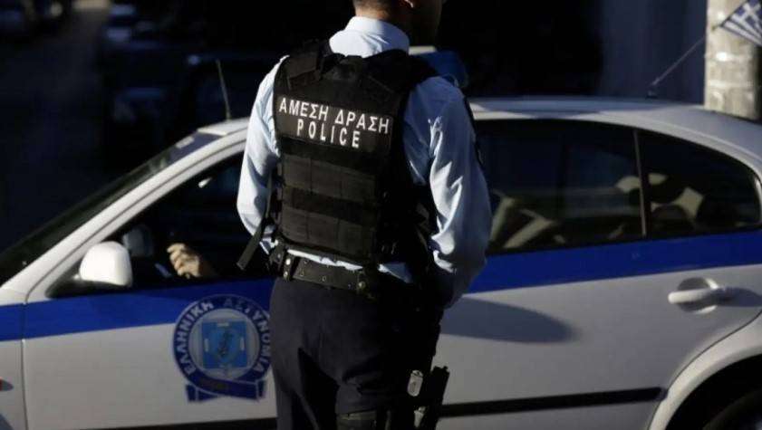 Λεχαινά Ηλείας: Σύλληψη αλλοδαπού που είχε στην κατοχή του 2 μαχαίρια και φώναζε «Αλλάχ»