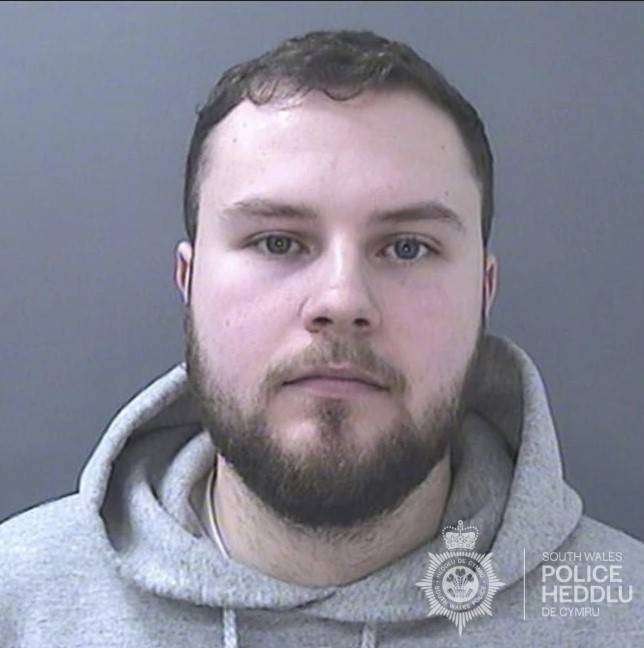 Πρώην Βρετανός αστυνομικός φυλακίστηκε για κακοποίηση πάνω από 200 κοριτσιών στο Snapchat