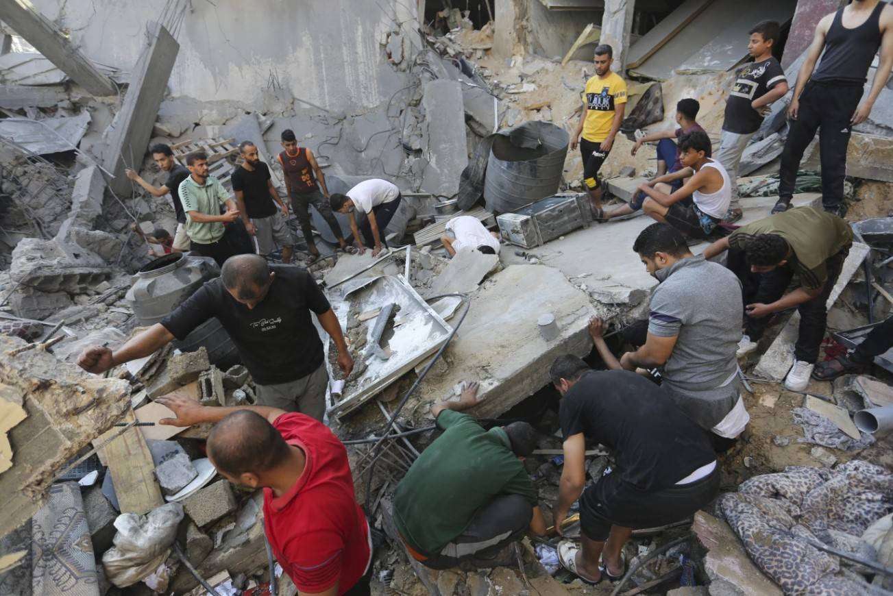 Ισραηλινές χερσαίες δυνάμεις επιτίθενται σε στόχους της Χαμάς στο βορρά - Πολεμικά αεροσκάφη σφυροκοπούν τη Γάζα