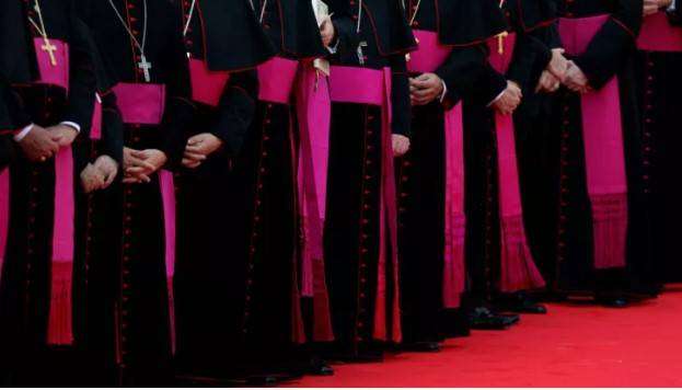 Ισπανία: 200.000 θύματα παιδεραστίας στους κόλπους της Καθολικής Εκκλησίας