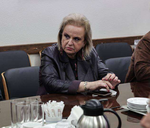 H Μ. Παγώνη προσπαθεί να επαναφέρει… την covid εποχή: «Ο κόσμος πρέπει να φοράει μάσκα – Τα κρούσματα έχουν αυξηθεί»