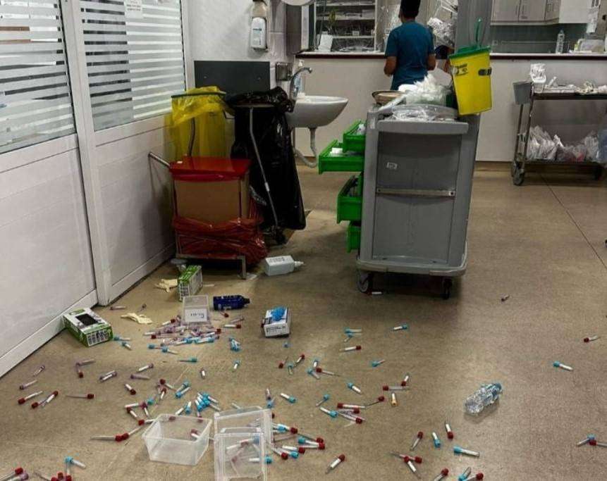 Αγρίνιο: Συνελήφθη 30χρονος που τα έκανε «γυαλιά καρφιά» σε νοσοκομείο