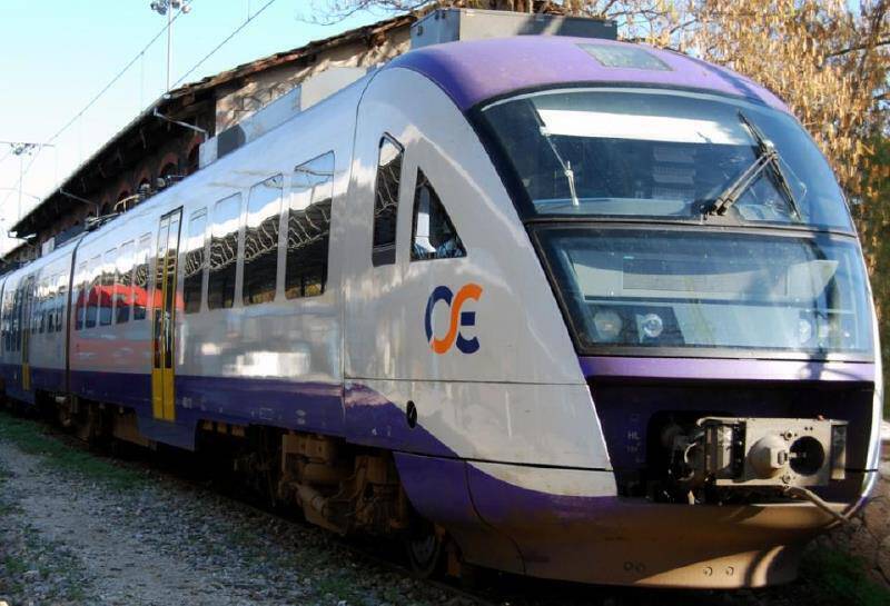 Εκτροχιάστηκε τρένο του προαστιακού