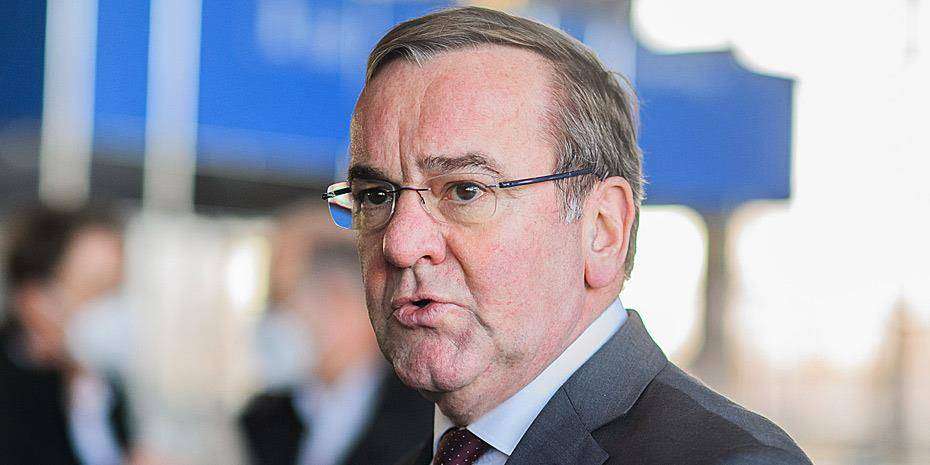 Δεύτερη δήλωση – προειδοποίηση του Γερμανού Υπουργού Άμυνας: «Να είμαστε έτοιμοι για πόλεμο»