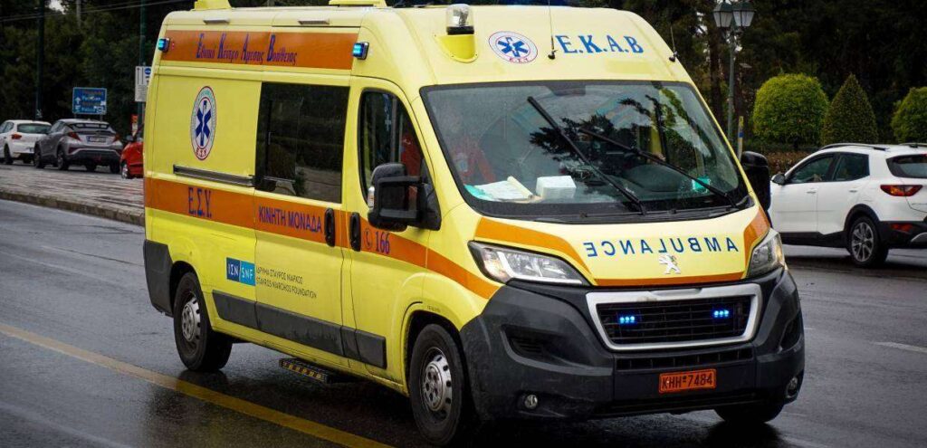 Τραγωδία στο Bόλο: Μηχανή χτύπησε ηλικιωμένο που κρατούσε στην αγκαλιά του το εγγονάκι του – Νεκρό το 3 μηνών βρέφος