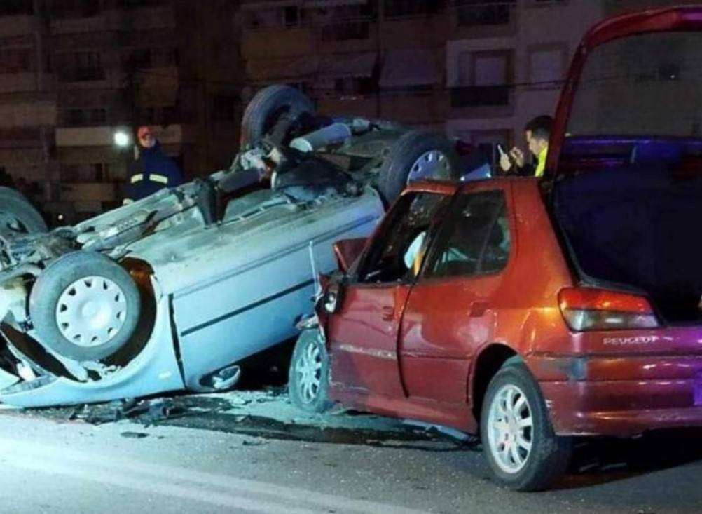 Θεσσαλονίκη: Σοκαριστικές εικόνες από το θανατηφόρο τροχαίο – “Είχε πιει λίγα ποτά” ο 24χρονος – Μάχη δίνουν τα δύο αδέλφια