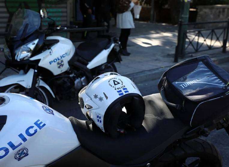 Θεσσαλονίκη: Ανήλικοι Ρομά έκλεψαν κινητό και εκβίασαν τον ιδιοκτήτη του ζητώντας χρήματα – Άρπαξαν και τα κλειδιά του αυτοκινήτου του