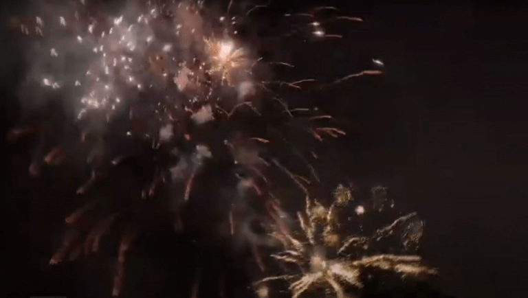 Νησιά Κιριμπάτι: Με πυροτεχνήματα καλωσόρισαν το 2024