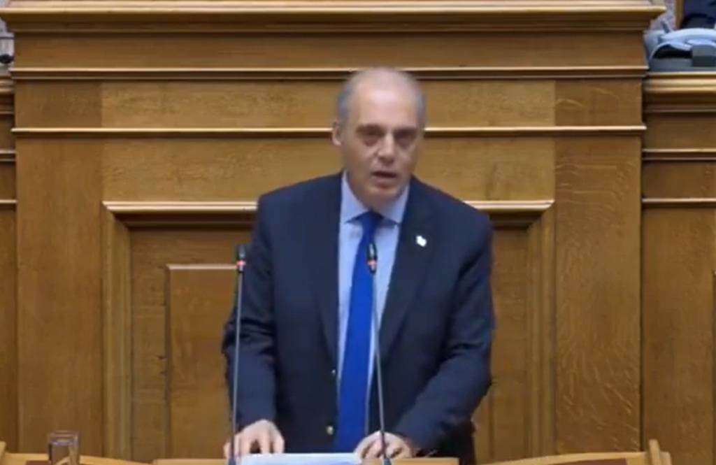 Κυριάκος Βελόπουλος: «Έχετε χρεοκοπήσει την Ελλάδα και έχετε το θράσος να υπόσχεστε σωτηρία»