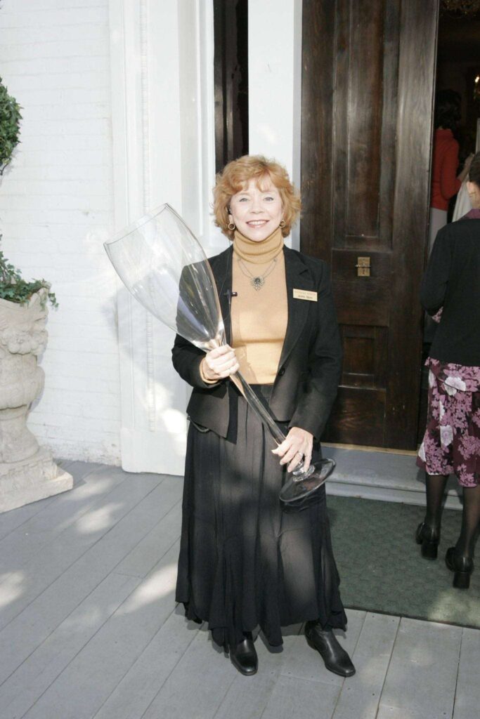 70χρονος έβαλε τη γυναίκα του αφού την ξυλοκόπησε σε πλαστικό κουτί και την έθαψε στον κήπο