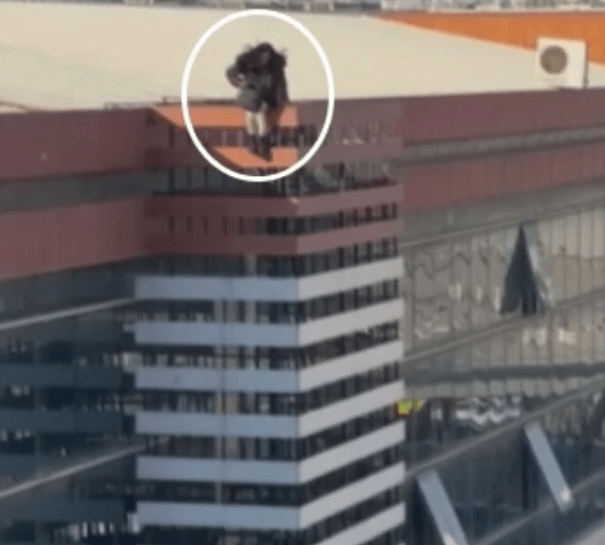 54χρονη Ελληνίδα αυτοκτόνησε στην Κωνσταντινούπολη – Έπεσε από οροφή εμπορικού κέντρου