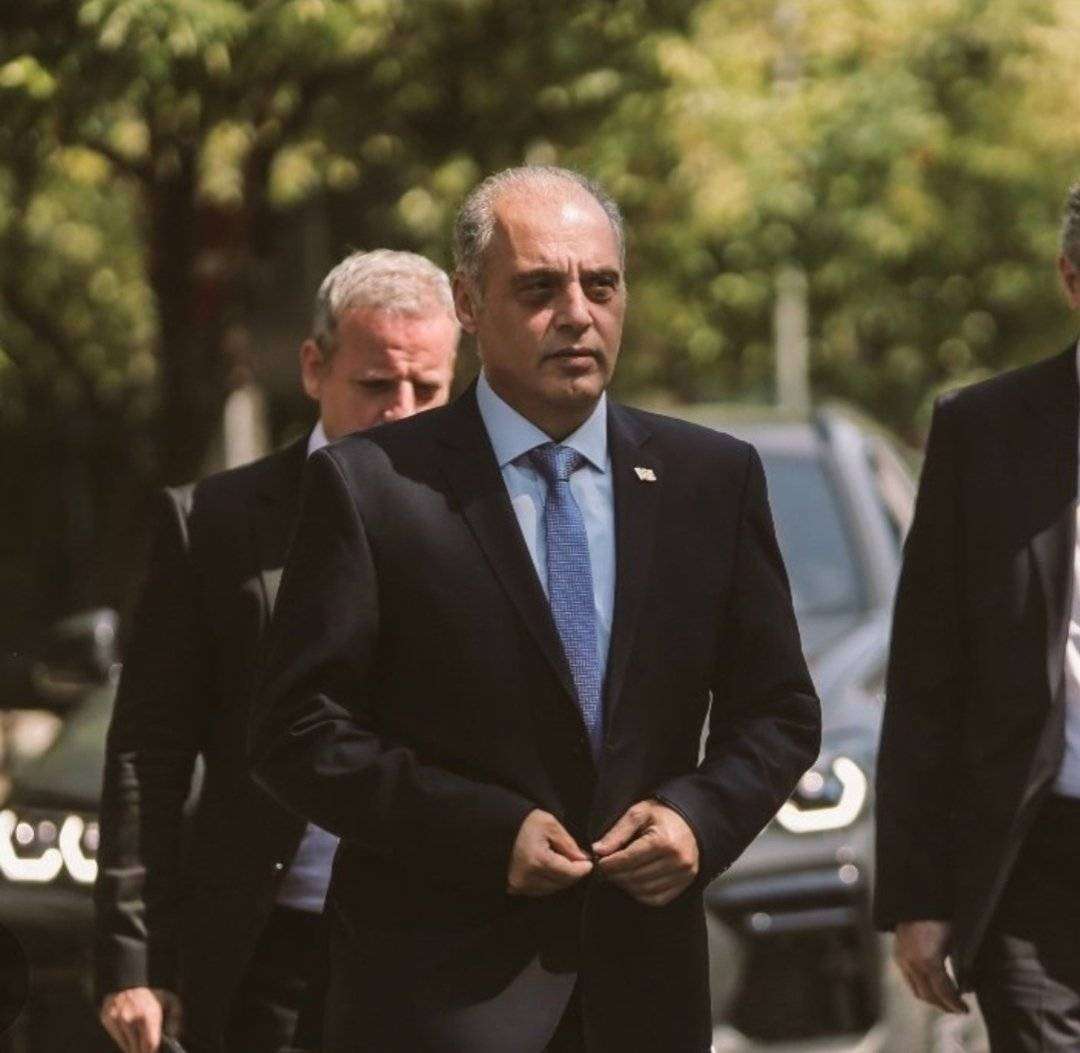 Κυριάκος Βελόπουλος: Όσο πάει χοντραίνει η υπόθεση και γίνεται όλο πιο επικίνδυνη - “Φορτηγά με ουκρανικές πινακίδες «αδειάζουν» τις αποθήκες πυρομαχικών στις Κεχριές;”