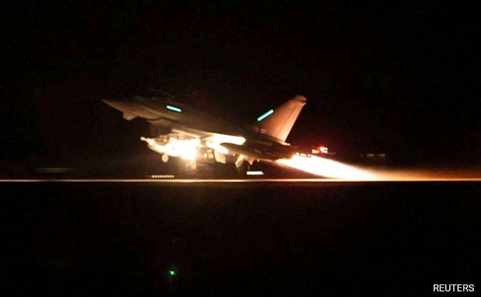 Χούθι : Ποιοι είναι και πώς προέκυψαν τα πλήγματα των ΗΠΑ και του Ηνωμένου Βασιλείου στην Υεμένη;