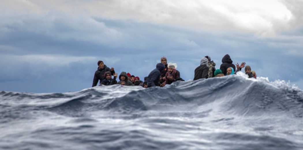 Ο αριθμός των παράνομων μεταναστών το 2023 στην ΕΕ ήταν ο πιο υψηλός από το 2016 σύμφωνα με τη Frontex