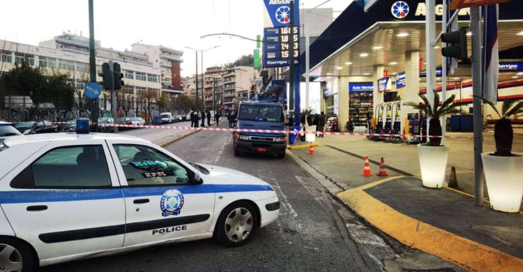 Νέος Κόσμος: Εν ψυχρώ εκτέλεση 44χρονου έξω από βενζινάδικο – Τον «γάζωσαν» με περισσότερες από 80 σφαίρες
