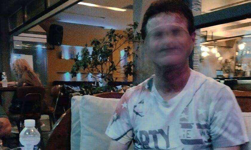 Μεσολόγγι: Τρελός “το παίζει” στον Κορυδαλλό ο κρεοπώλης- “Είναι μια χαρά ” λέει ο ψυχολόγος