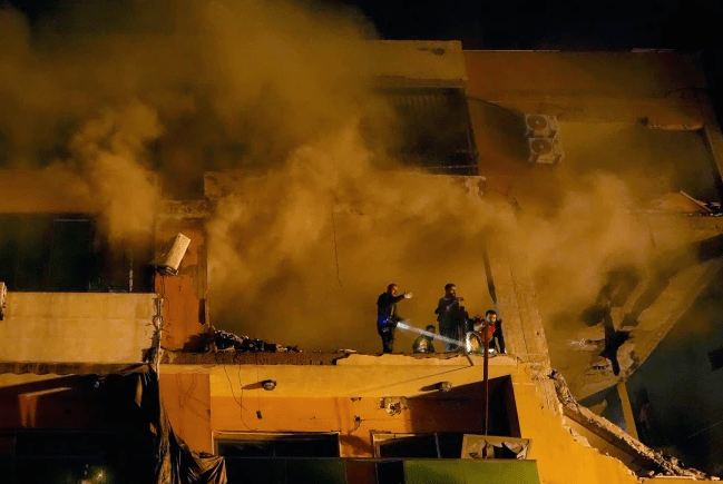 Πόλεμος Ισραήλ-Χαμάς: Ο αναπληρωτής αρχηγός της Χαμάς σκοτώθηκε στην επίθεση στη Βηρυτό – Η Χεζμπολάχ σχεδιάζει «τιμωρία» για τη δολοφονία του αλ Αρούρι