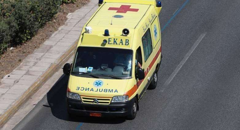 Αχαΐα: Θανάσιμος τραυματισμός πεζής – Παρασύρθηκε από διερχόμενο όχημα στην εθνική οδό