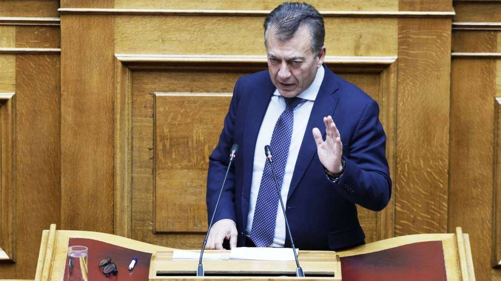 Γιάννης Βρούτσης: «Σεβόμαστε ΕΠΟ, FIFA και UEFA, αλλά δικαίωμα του κράτους η ασφάλεια»