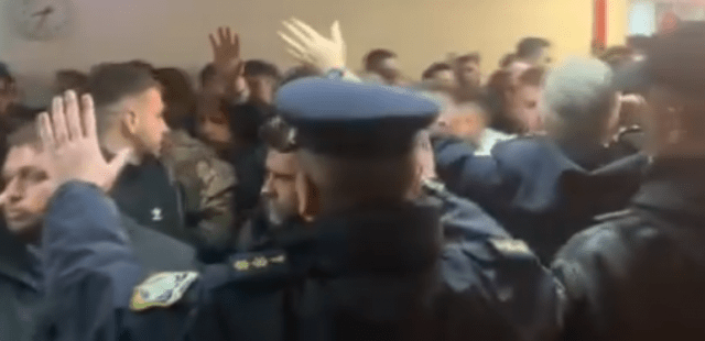 Χαμός στην Αλεξανδρούπολη: Ο Αυγενάκης ακύρωσε συνάντηση με τους αγρότες – Επεισόδια και κυνηγητό με τρακτέρ