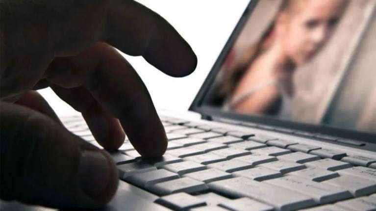 Θεσσαλονίκη: Συνελήφθη 23χρονος που προσπαθούσε να κλείσει ραντεβού με ανήλικο μέσω διαδικτύου