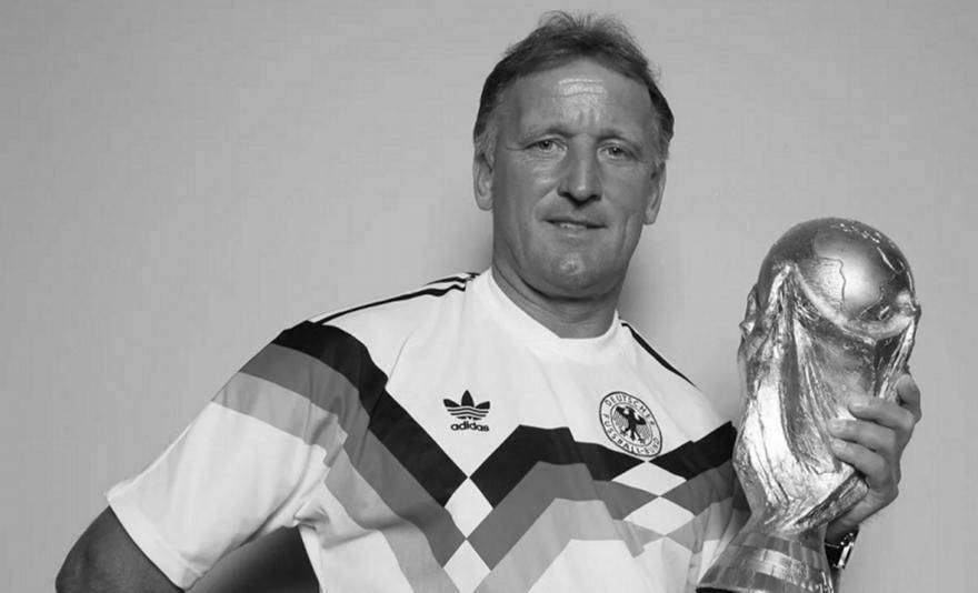 Πέθανε από ανακοπή ο θρύλος του γερμανικού ποδοσφαίρου Αντρέας Μπρέμε