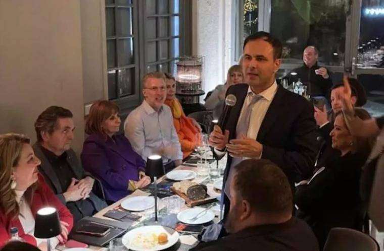 Παρούσα (και) η Σακελλαροπούλου στο πάρτι μετά την ψήφιση του “πολύχρωμου” νομοσχεδίου