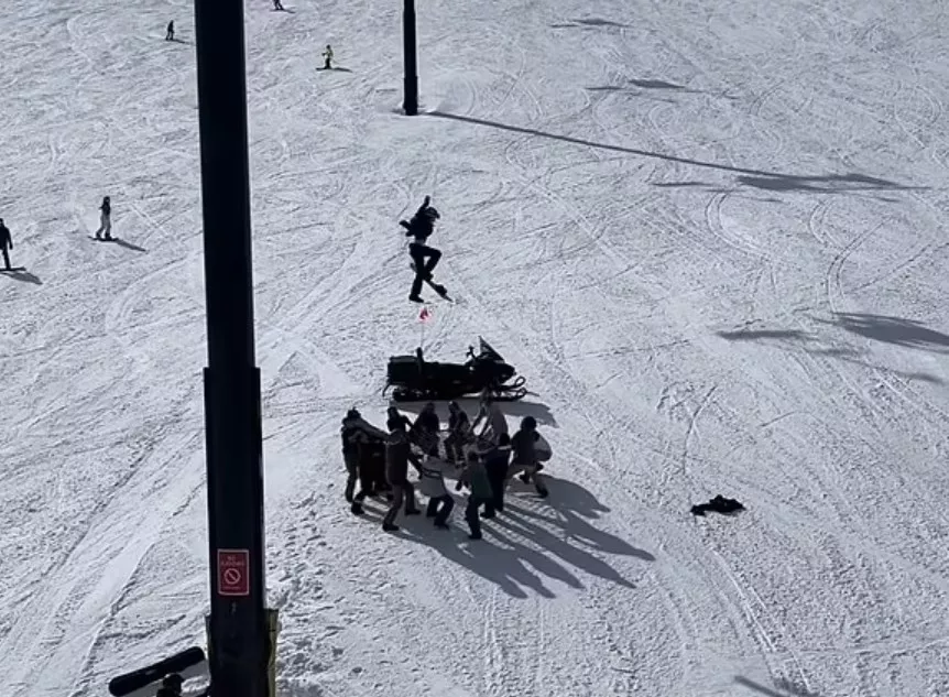 Καλιφόρνια: Η σοκαριστική στιγμή που 16χρονη πέφτει από λιφτ (Βίντεο)