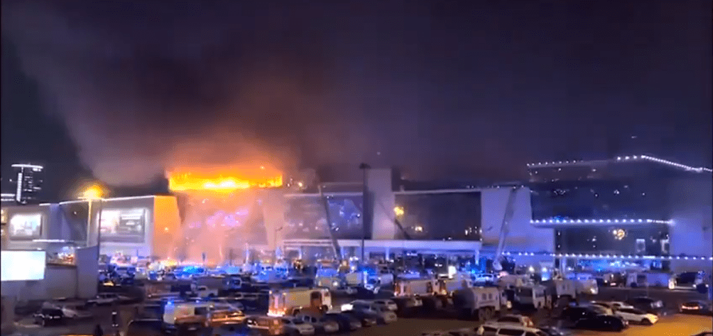 Μόσχα: Ανεβαίνει δραματικά ο αριθμός των νεκρών από την τρομοκρατική επίθεση – Συνελήφθησαν 11 άτομα