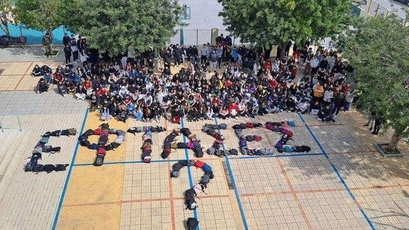 Ξεπέρασε τις 1.300.000 υπογραφές το ψήφισμα για το έγκλημα στα Τέμπη – Δείτε πώς μπορείτε να ψηφίσετε